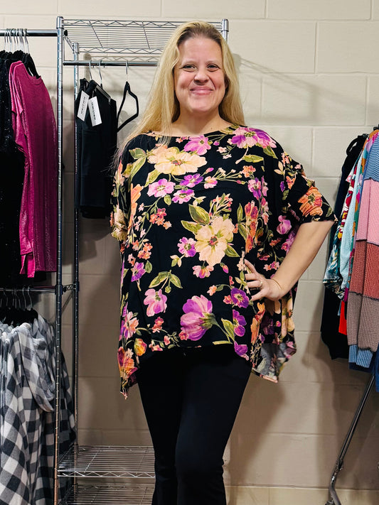 Black Floral Flowy Top w/ Smocked Sleeves